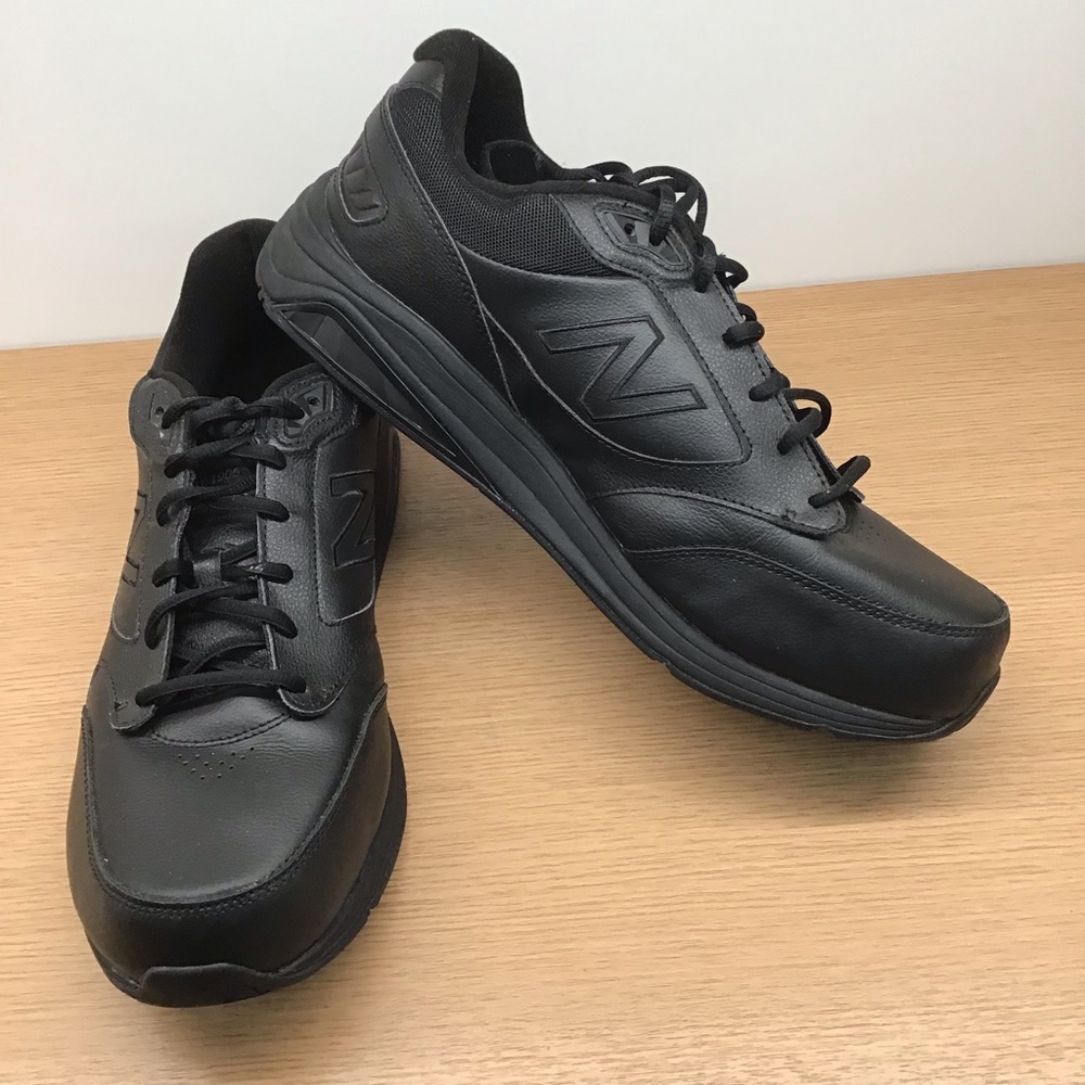New Balance 928 Men's 12.5 4E Wide Black Leather